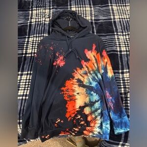 Size Medium. Hooded Sweatshirt. The-Dye